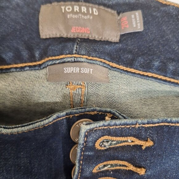 Torrid Distressed Jeans 20R - Picture 5 of 7